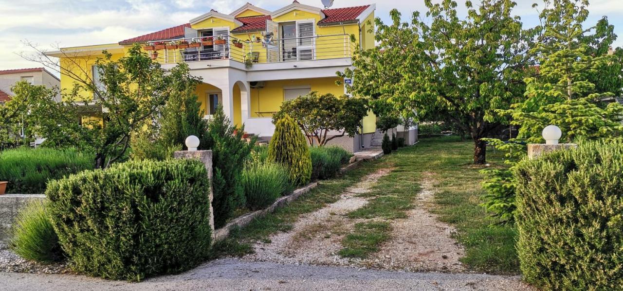 Andela Home - Krka Waterfalls Lozovac Eksteriør bilde