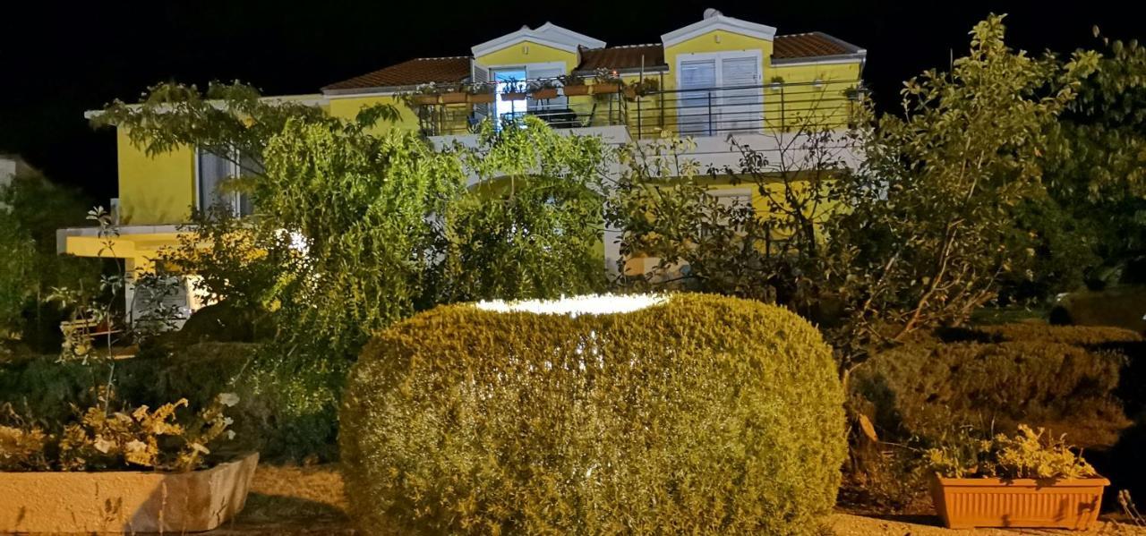 Andela Home - Krka Waterfalls Lozovac Eksteriør bilde