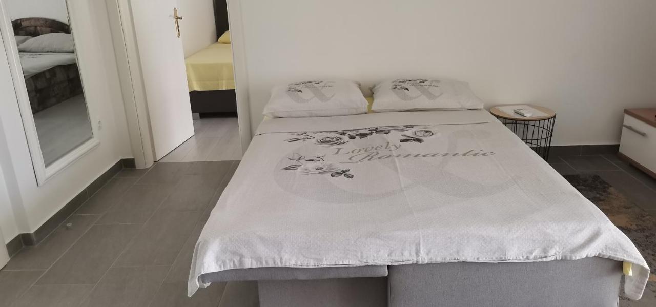 Andela Home - Krka Waterfalls Lozovac Eksteriør bilde