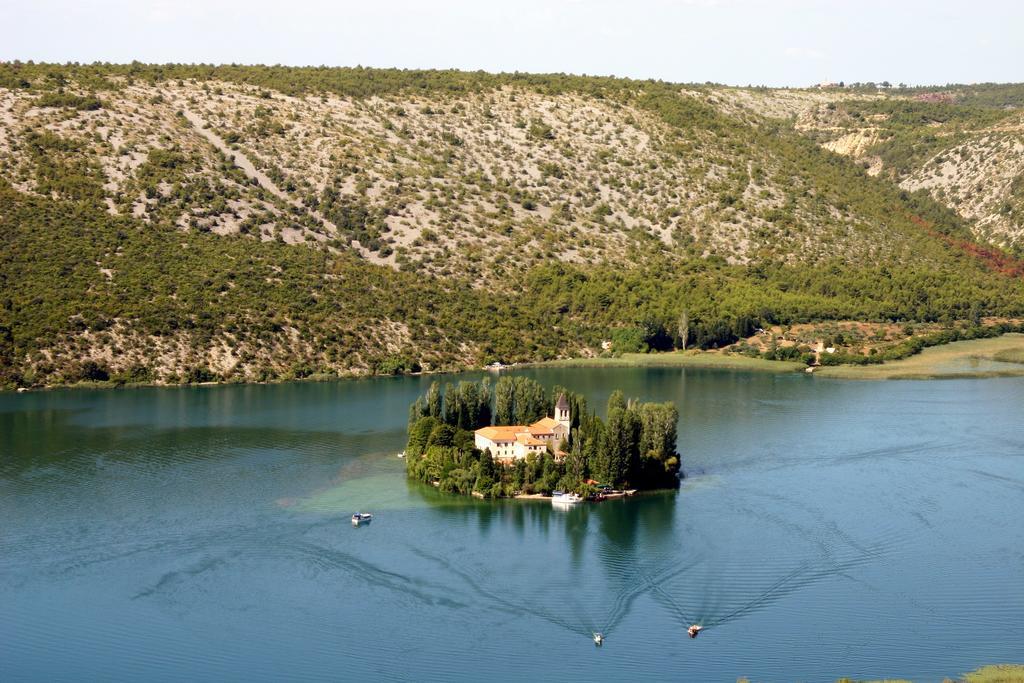 Andela Home - Krka Waterfalls Lozovac Eksteriør bilde